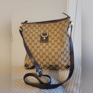 Authentic Gucci GG canvas abbey D-ring Messenger bag